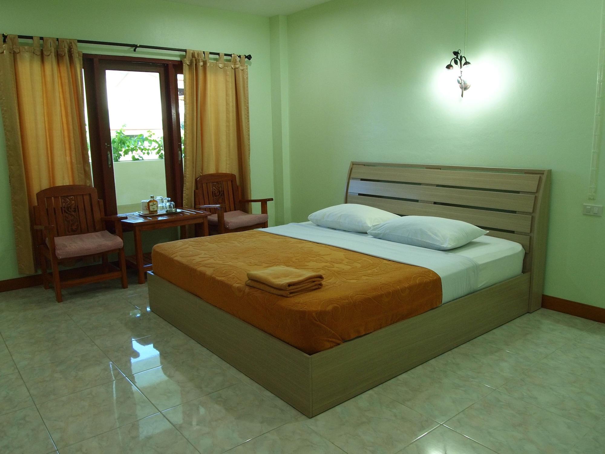 Karon Village Hotel Exterior foto