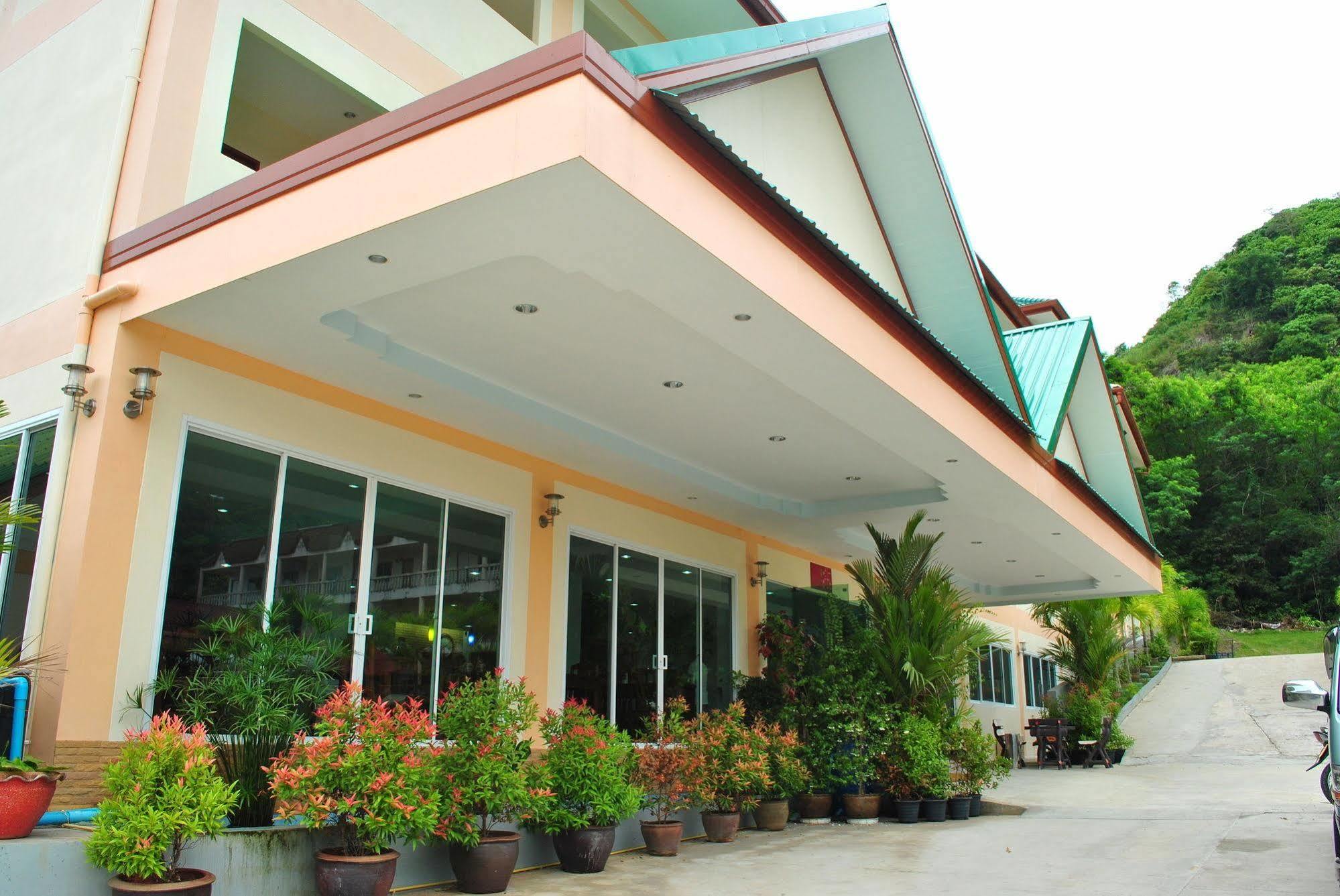 Karon Village Hotel Exterior foto