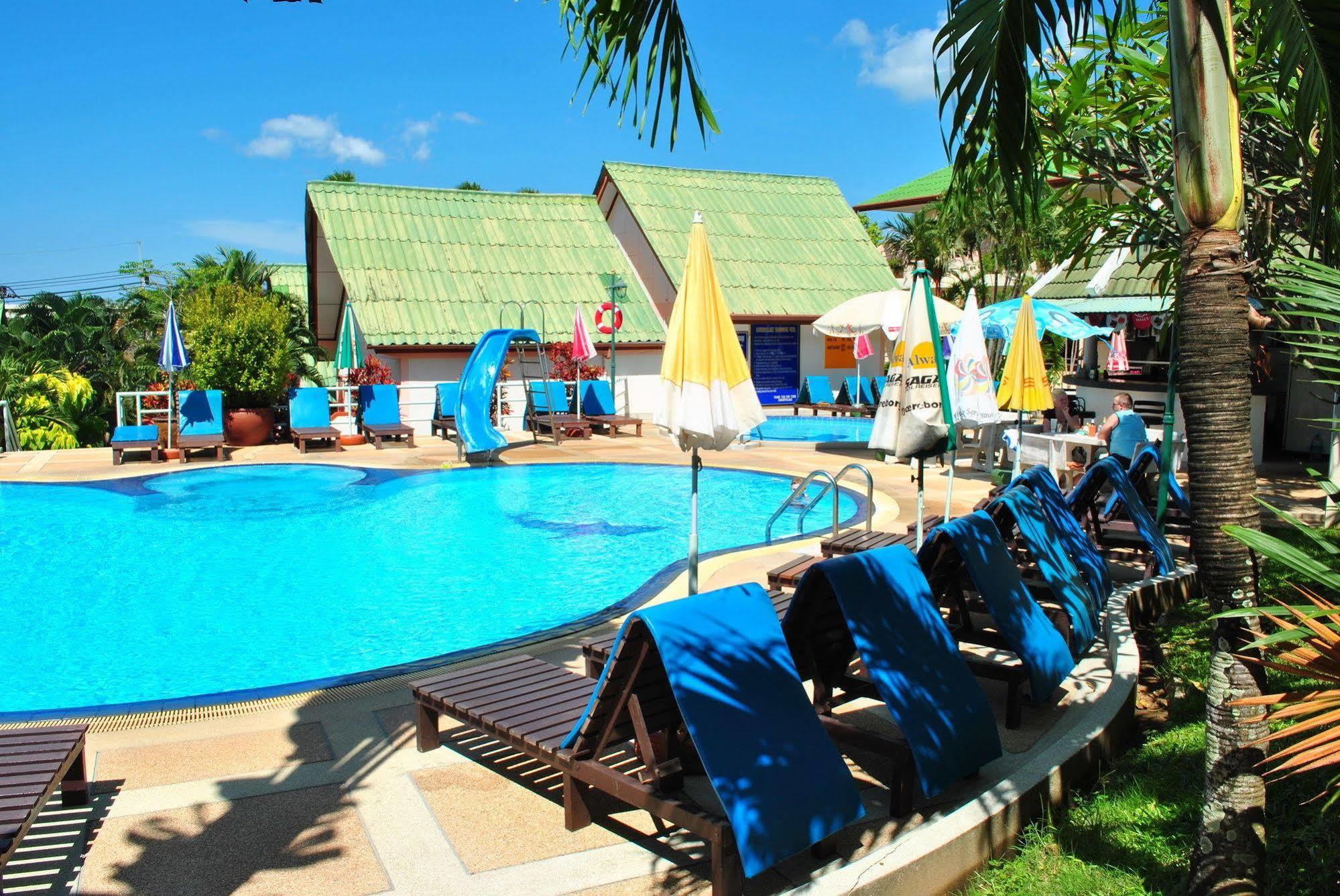 Karon Village Hotel Exterior foto